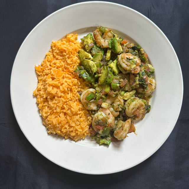 Camarones Mojo De Ajo.